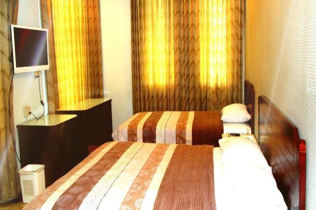 Super Oyo Townhouse 2 Hotel Gunung Sahari Jakarta Exterior photo