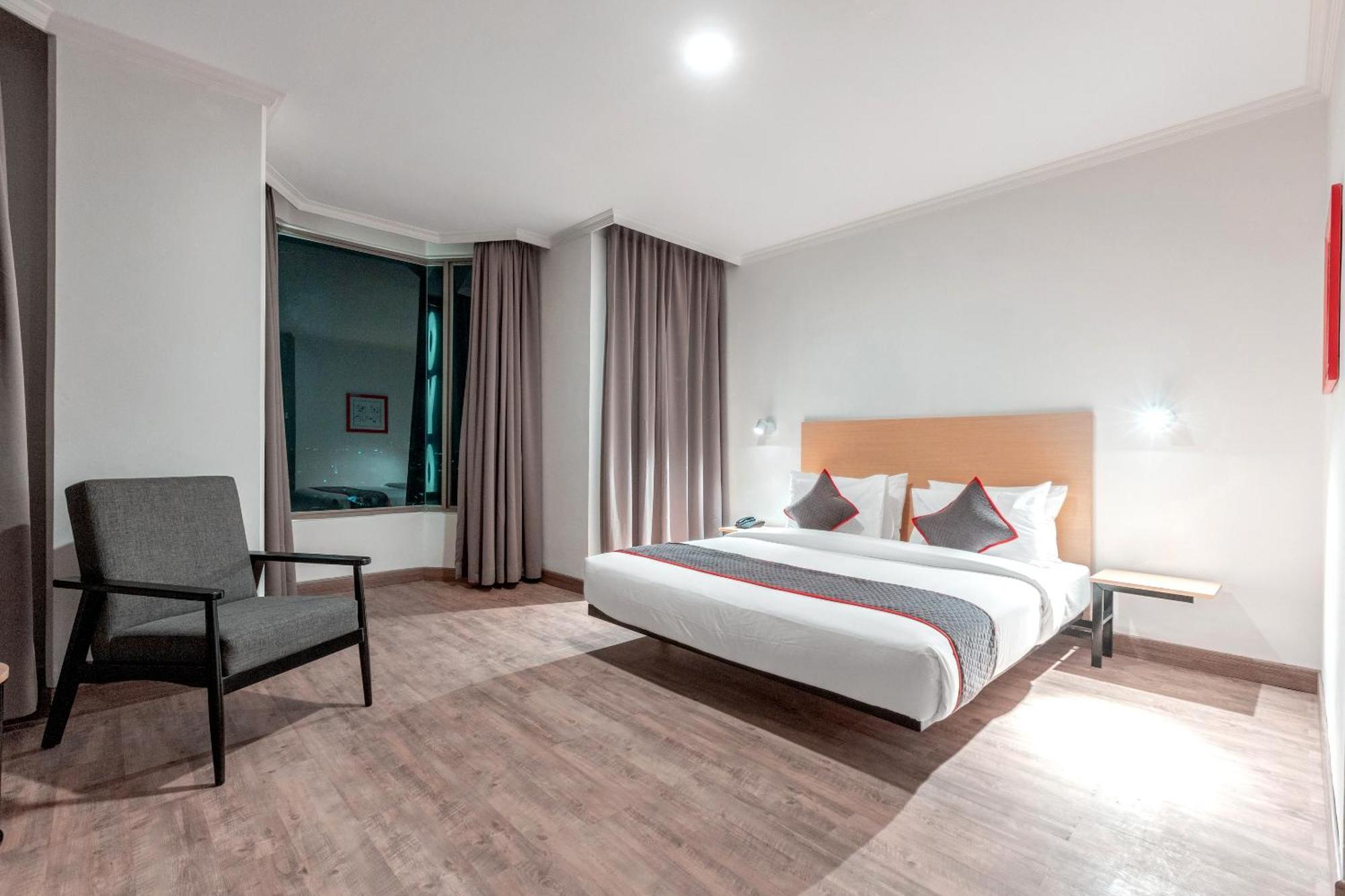 Super Oyo Townhouse 2 Hotel Gunung Sahari Jakarta Exterior photo