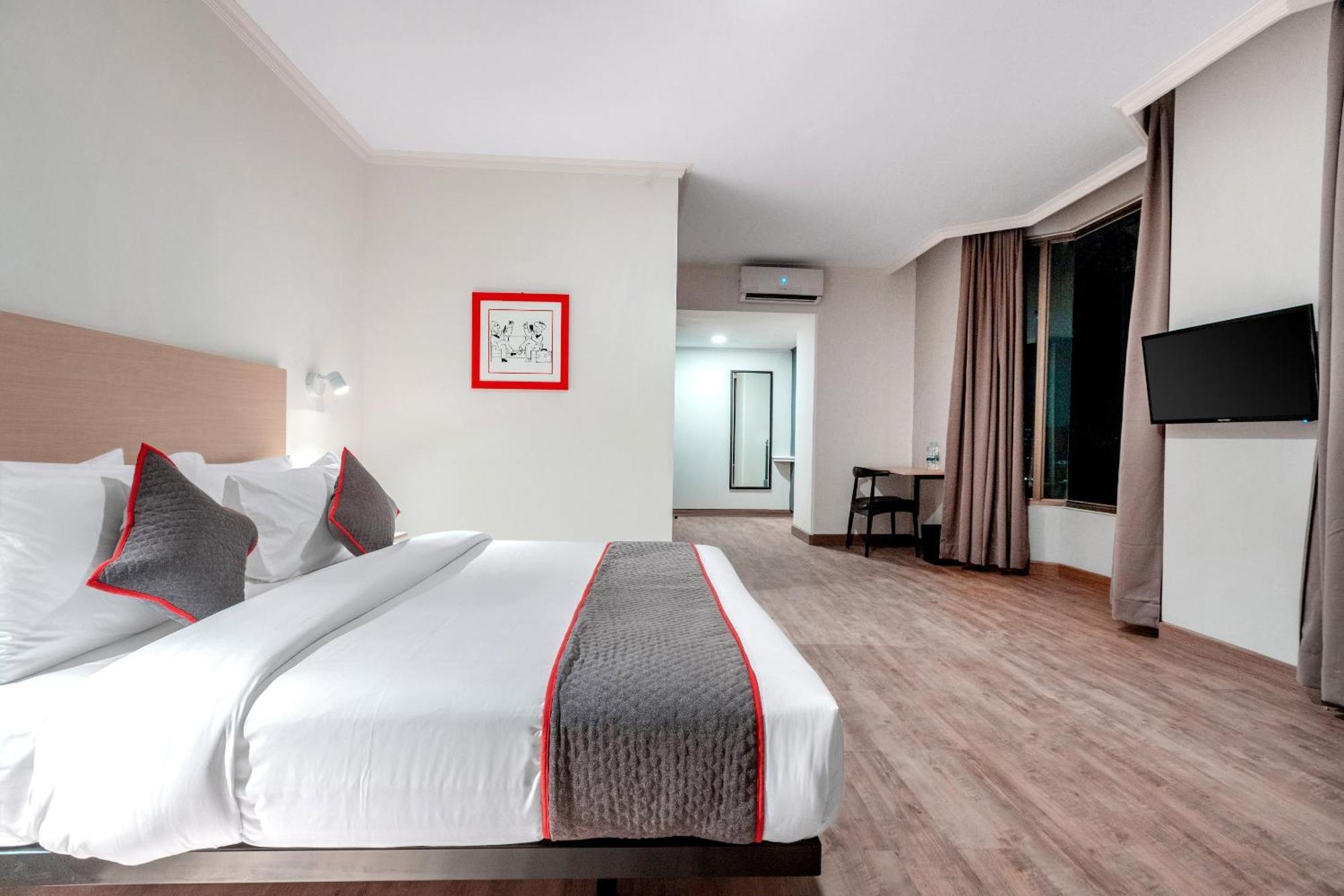 Super Oyo Townhouse 2 Hotel Gunung Sahari Jakarta Exterior photo